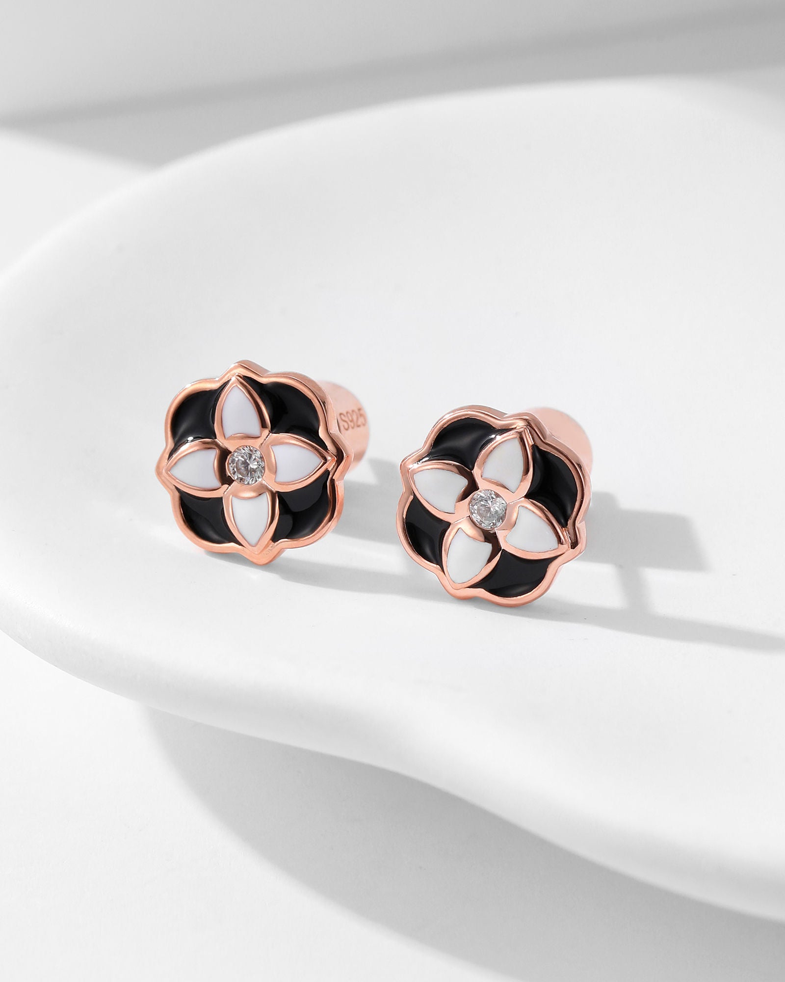 Fleur d’Émail Ohrring - 8341100