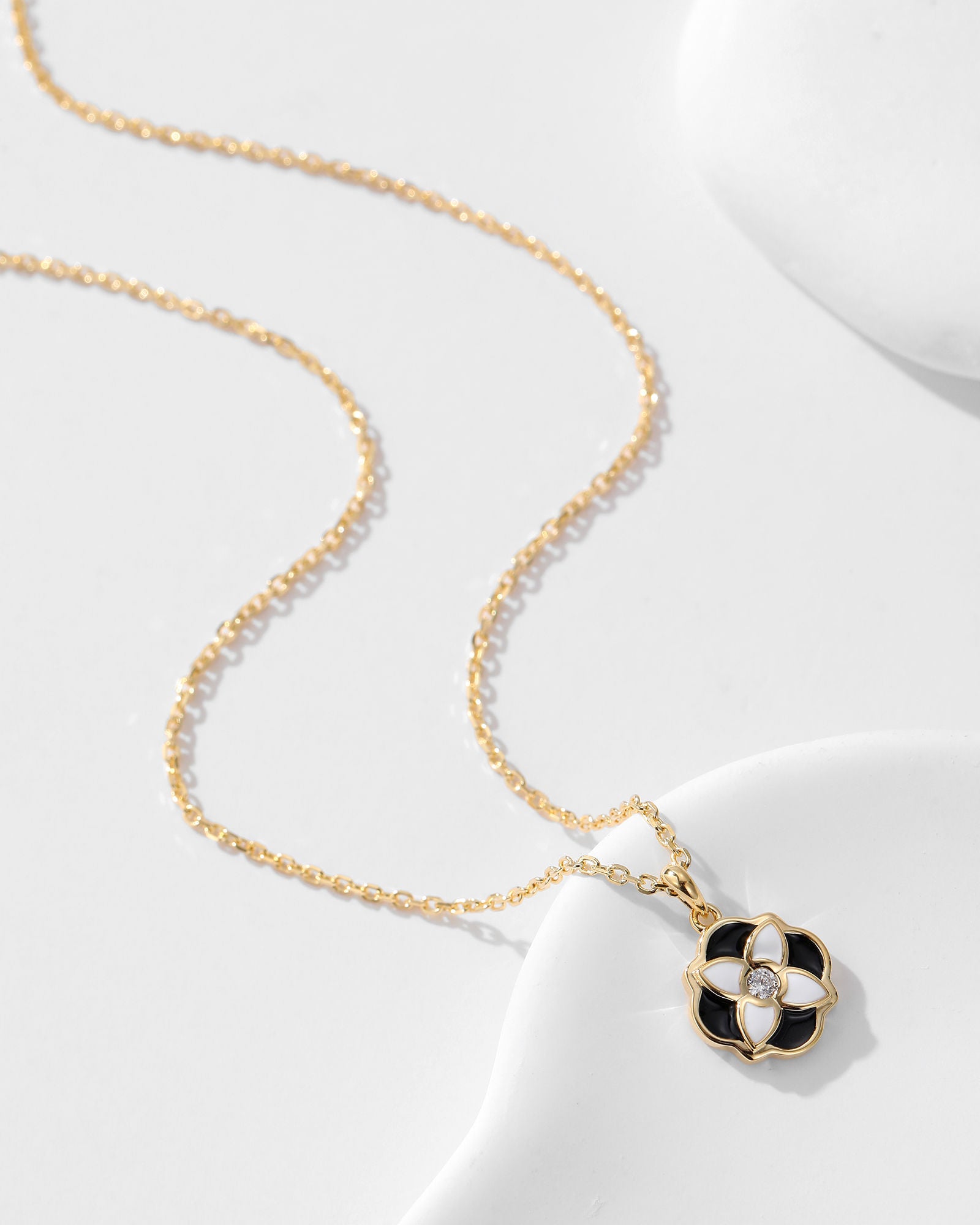 Fleur d’Émail Halskette - 8330600