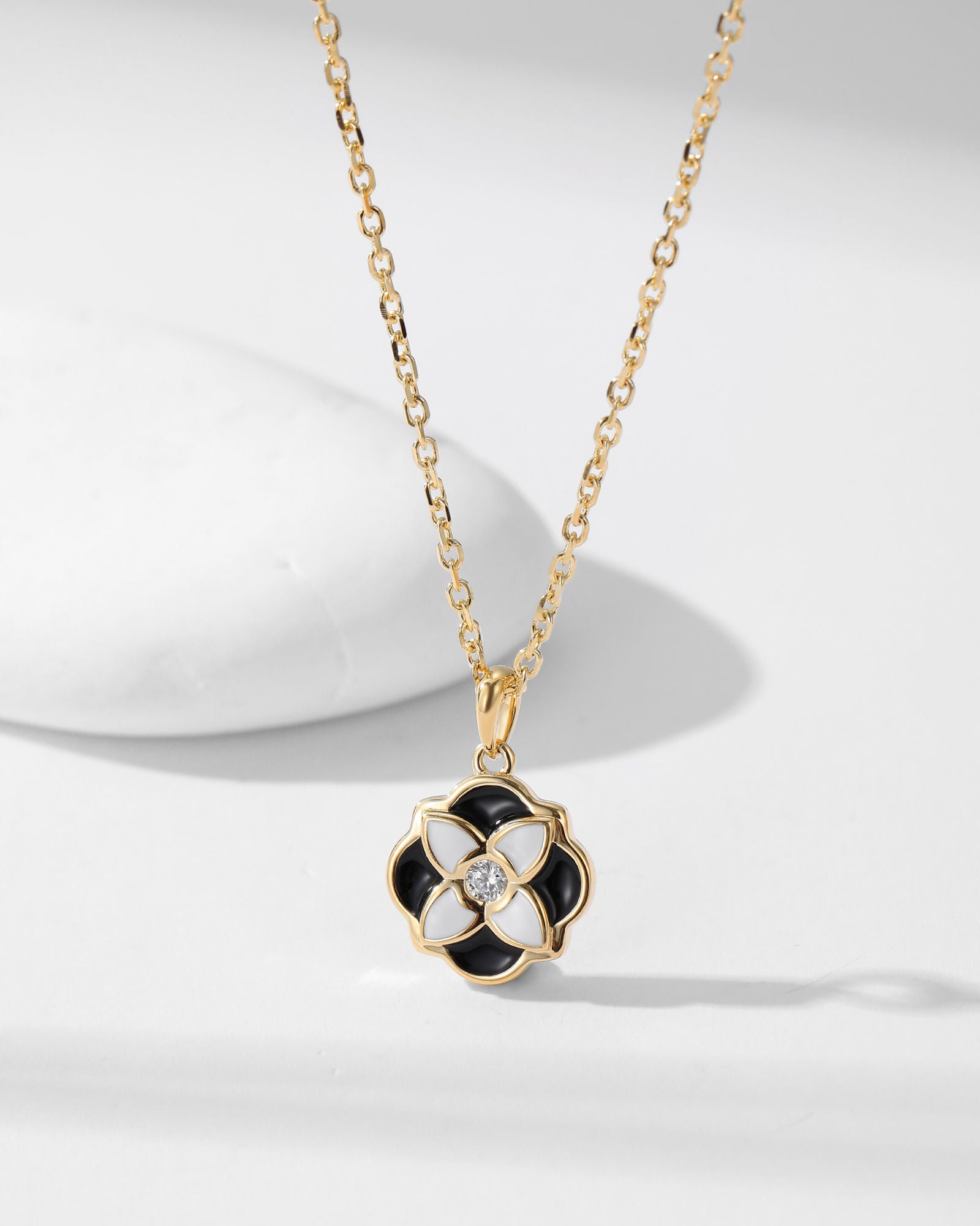 Fleur d’Émail Halskette - 8330600