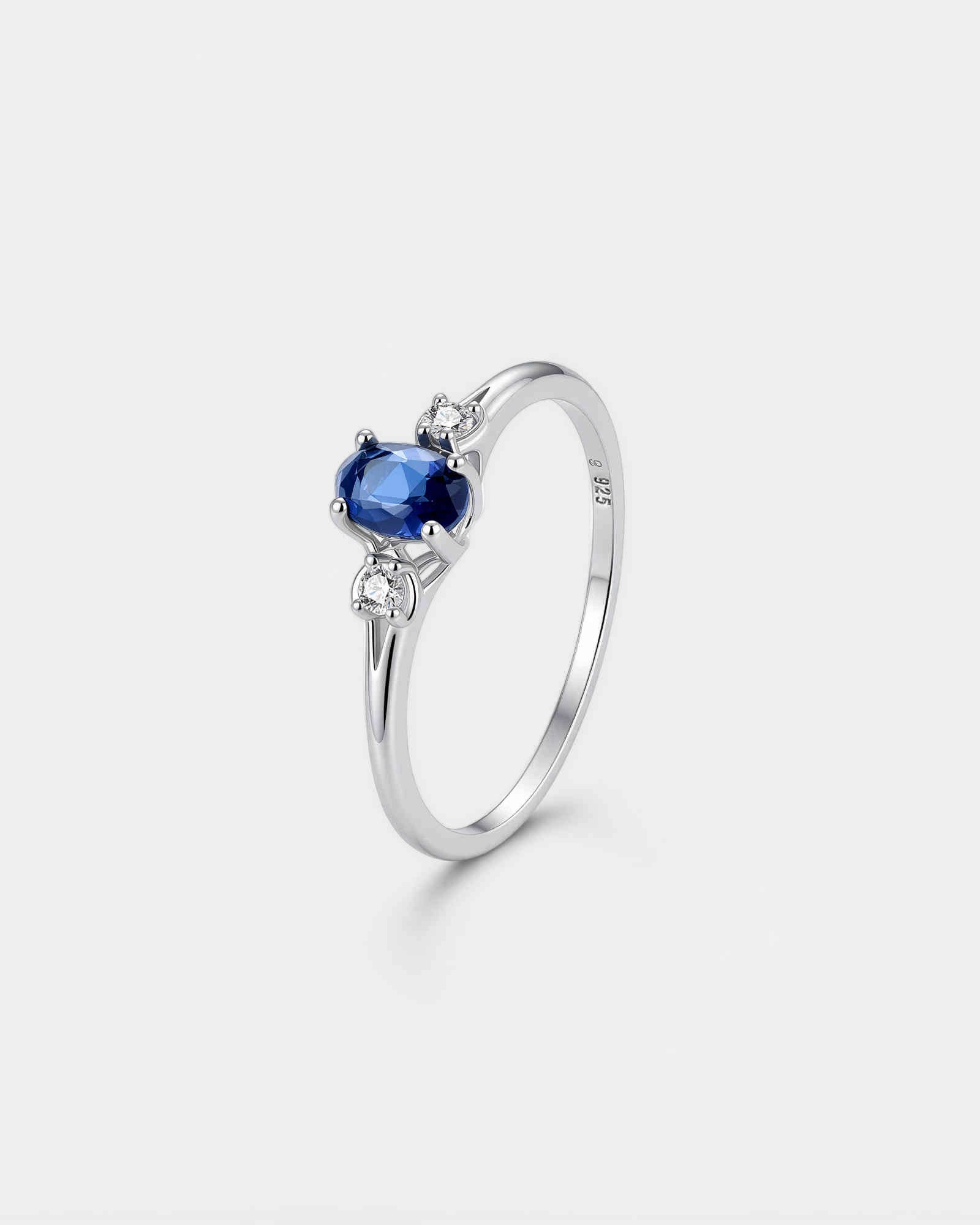 Royale Saphir Ring - 8312000