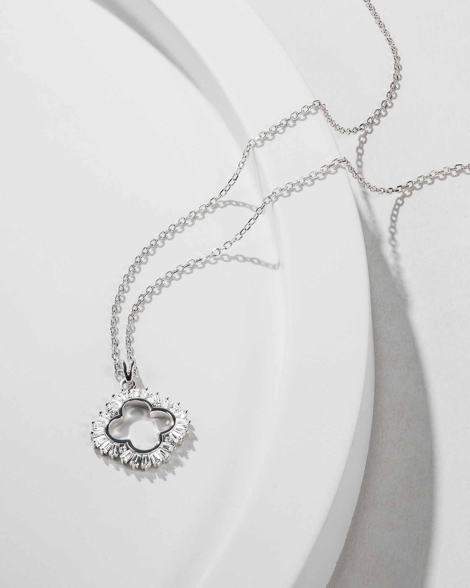 Quatrilobe ogrlica - 8132000