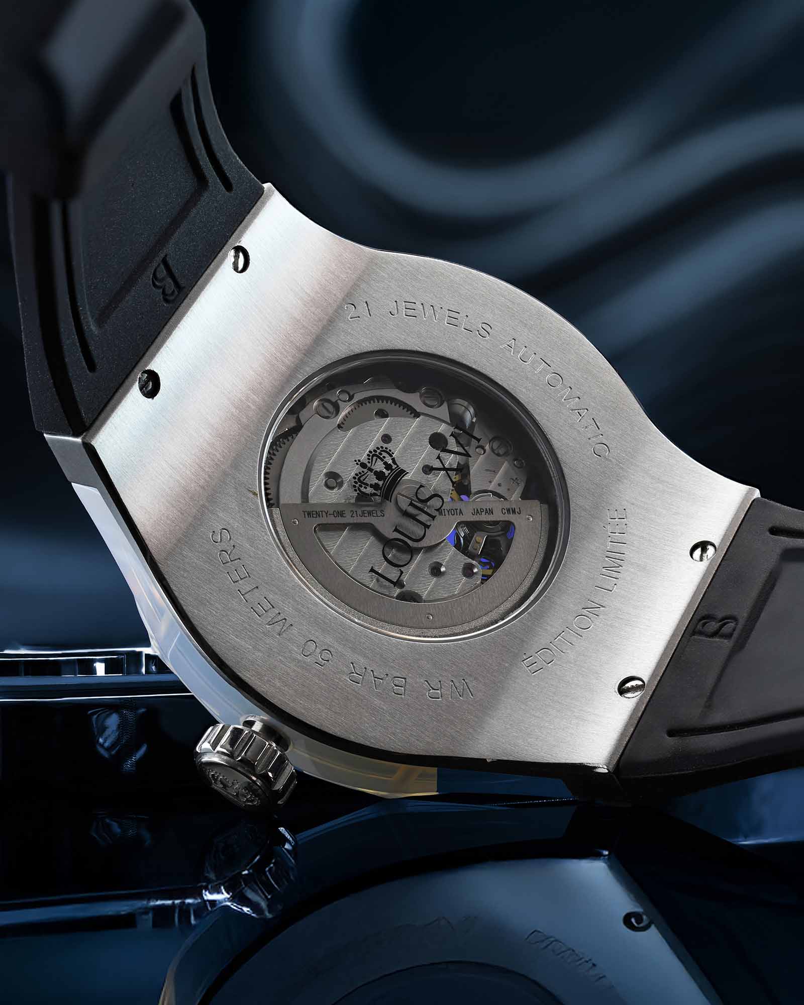 La Lumière Glass Automatic Ref. 3821 – Milky White